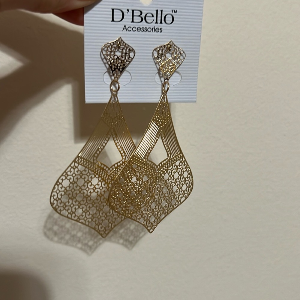 🆕 D’Bello Statement Earrings